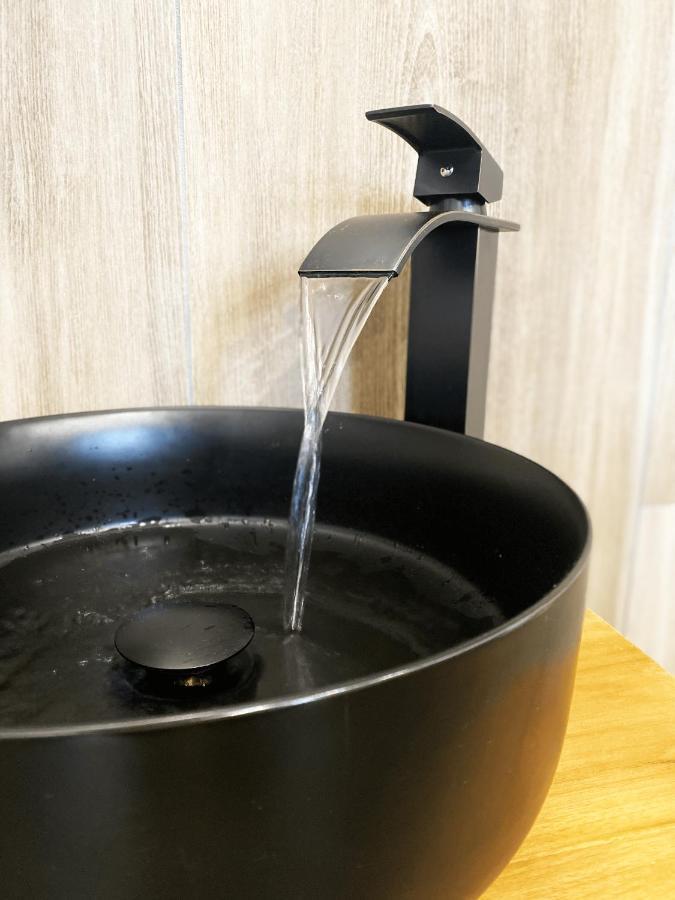 Capsule Wellness - Sauna - Balneo - Machine De Sport Privatif - Ps5 - 2 Chambres Valenciennes Eksteriør billede