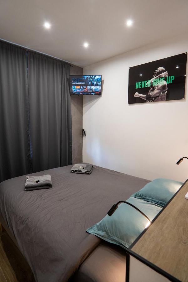 Capsule Wellness - Sauna - Balneo - Machine De Sport Privatif - Ps5 - 2 Chambres Valenciennes Eksteriør billede